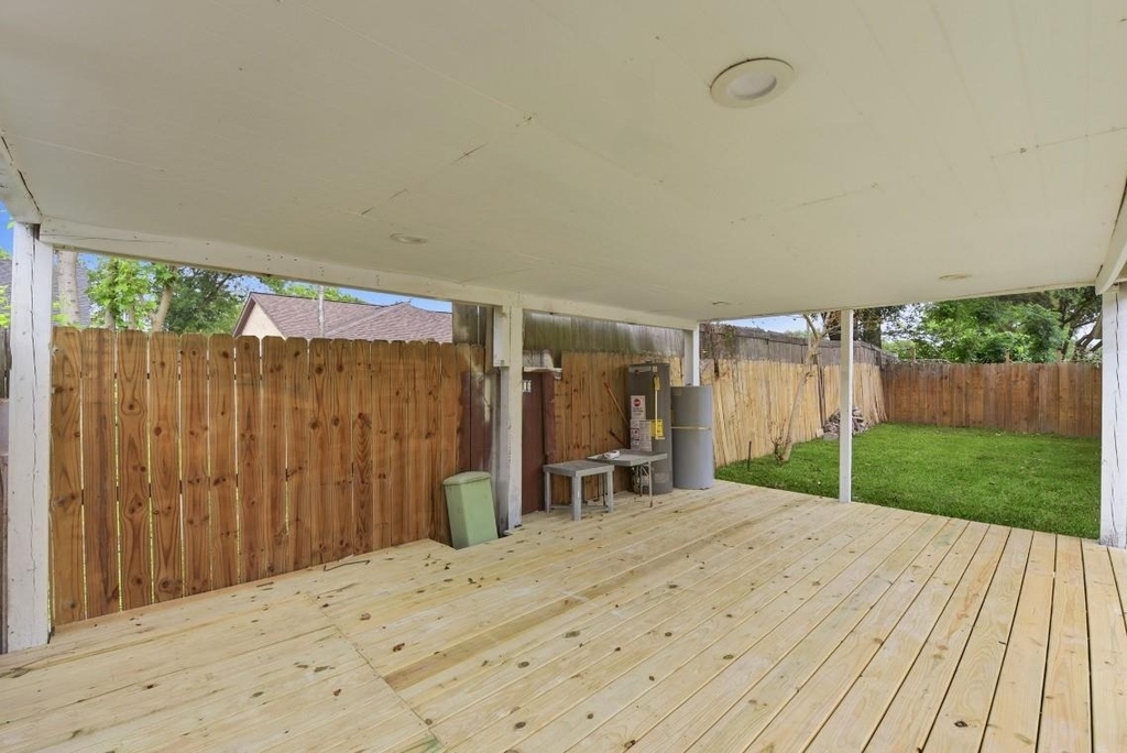 6718 Deer Ridge Lane - Photo 20