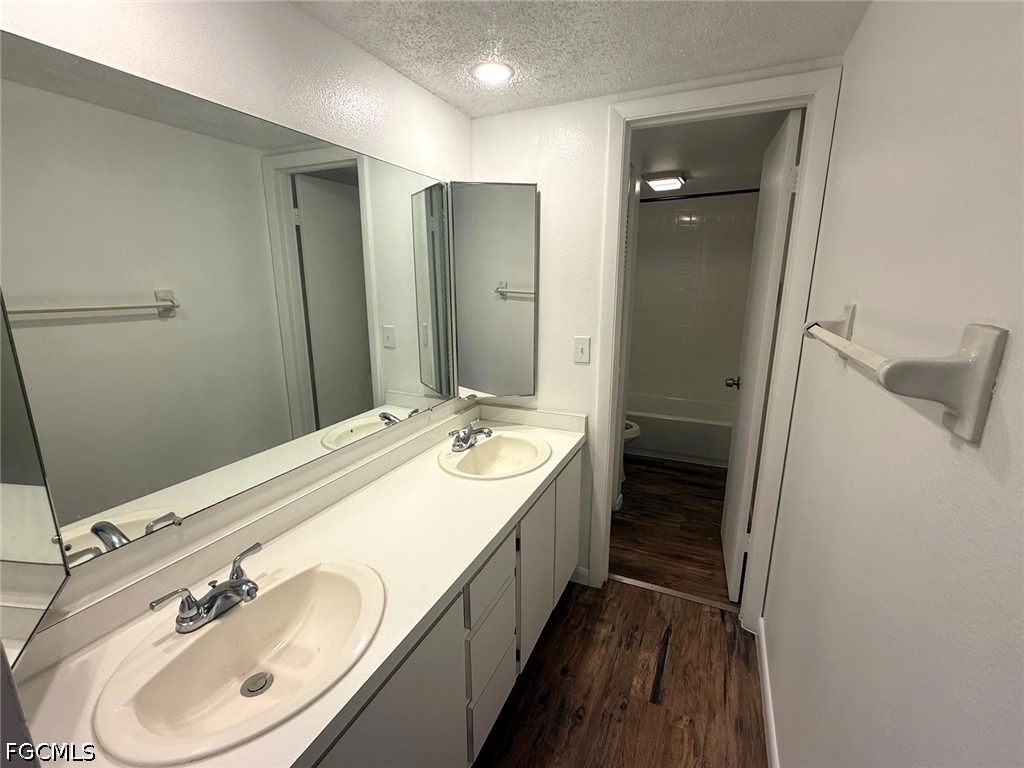 1406 Park Shore Circle - Photo 10