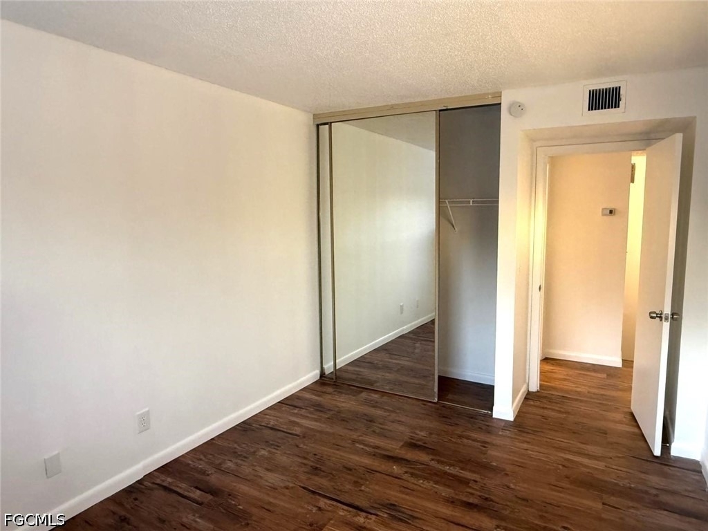 1406 Park Shore Circle - Photo 14