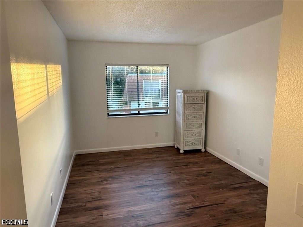 1406 Park Shore Circle - Photo 13