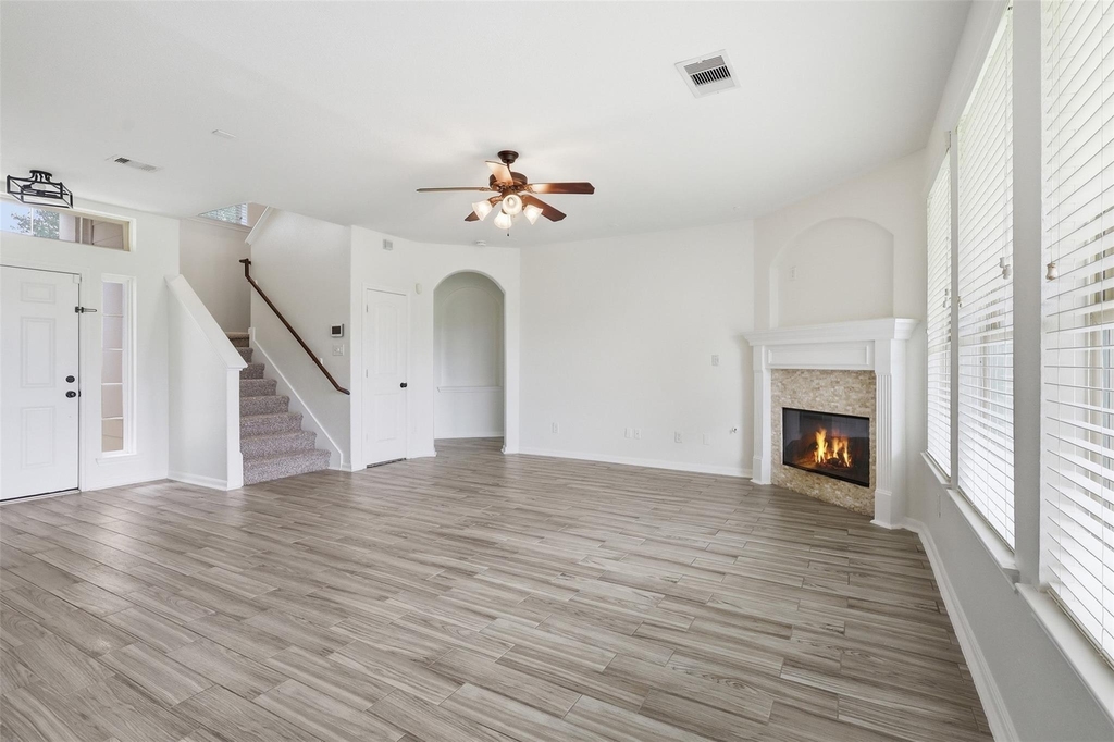 11307 Grand Creek Lane - Photo 9