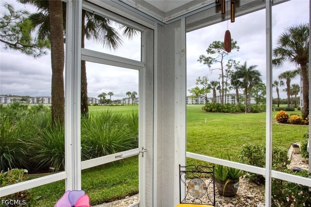 8076 Queen Palm Lane - Photo 13
