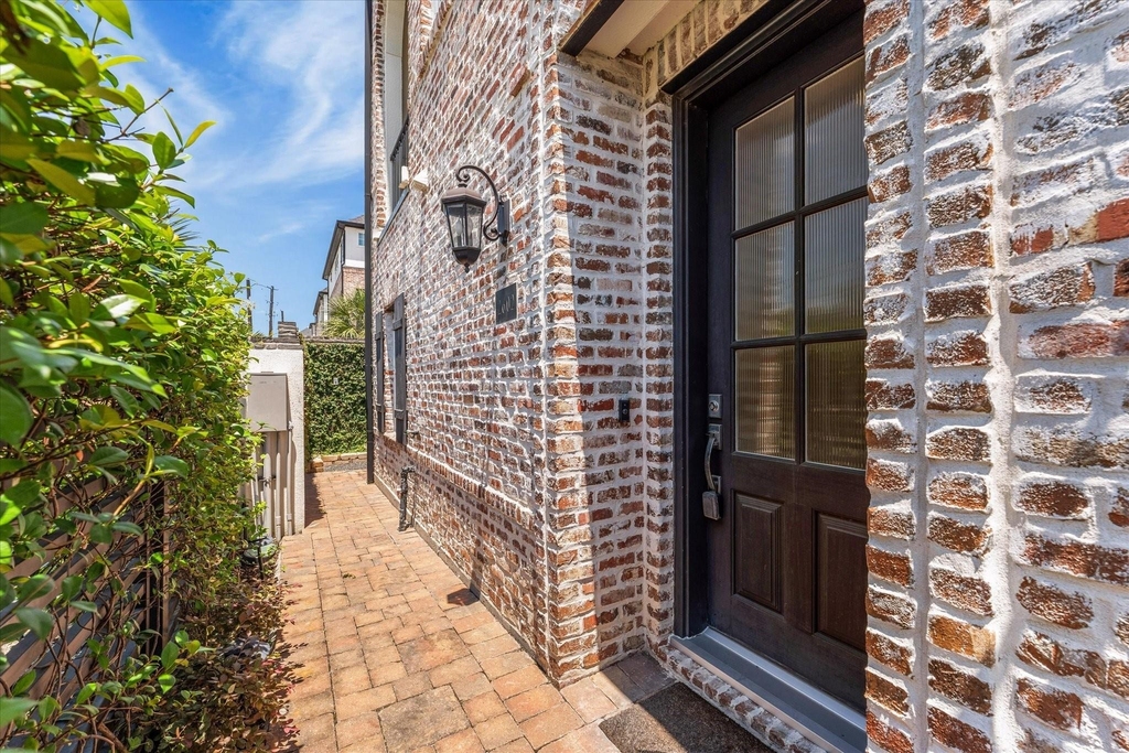 2602 Cottage Grove Green Drive - Photo 4