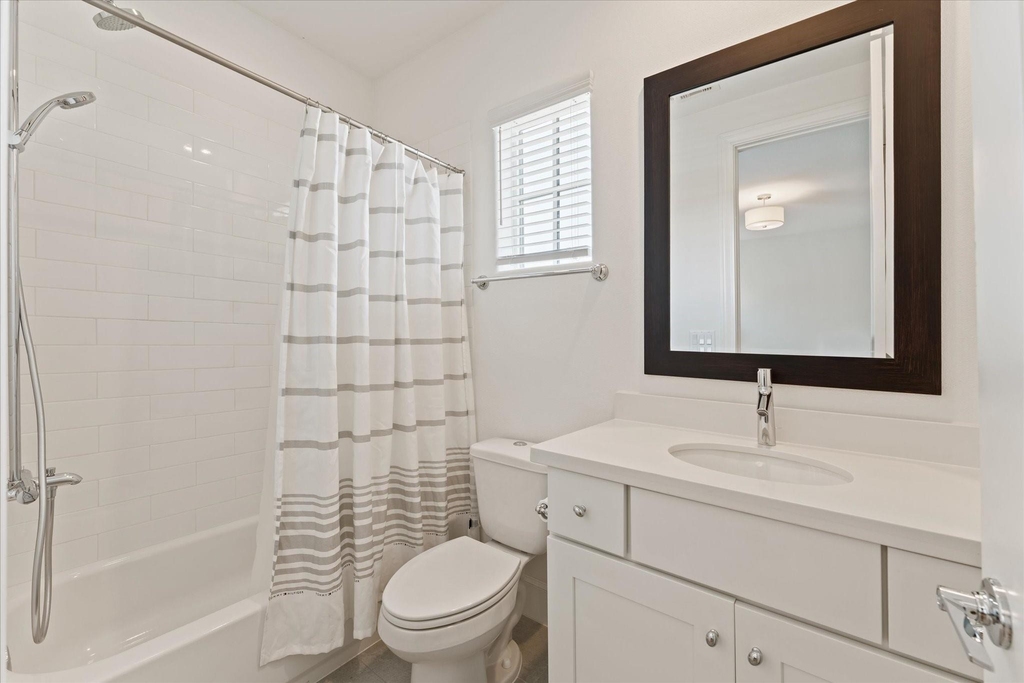 2602 Cottage Grove Green Drive - Photo 27