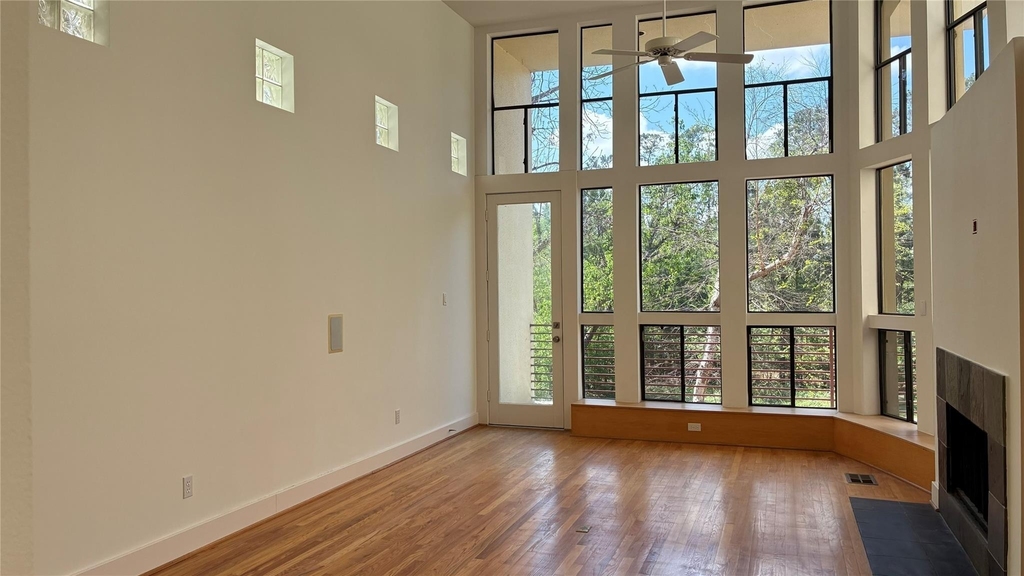 6320 Haskell Street - Photo 4