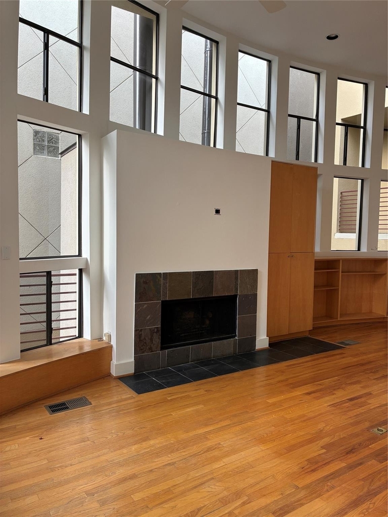 6320 Haskell Street - Photo 7