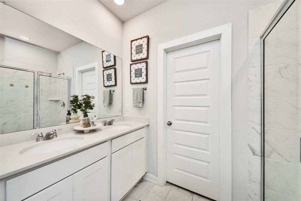 8646 Blueberry Ash Street - Photo 24