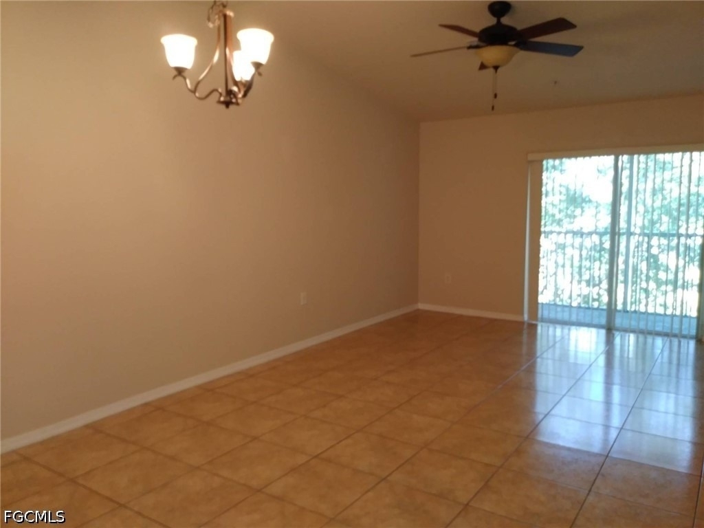 1328 Se 8th Avenue - Photo 2