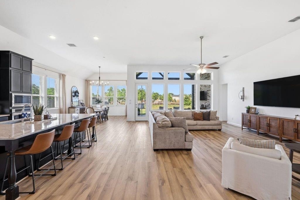 11610 E Wood Drive - Photo 3