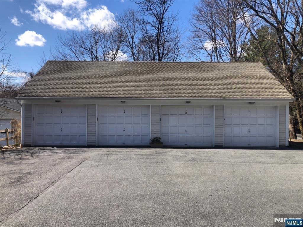 63 Church - Photo 2