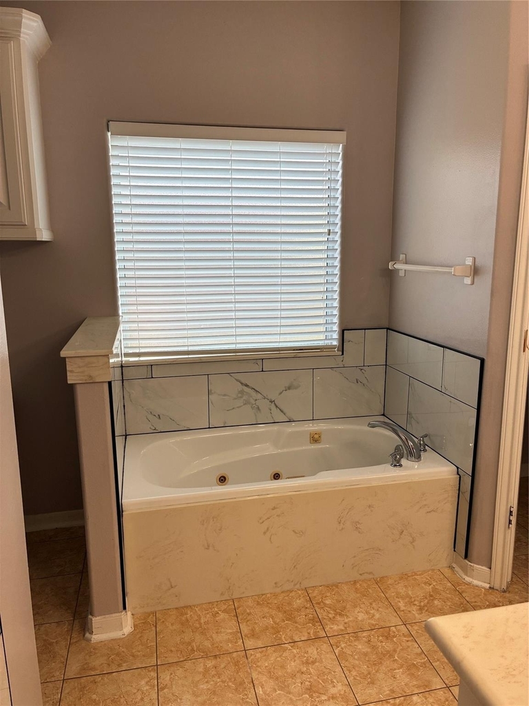 14049 Overstreet Drive - Photo 18