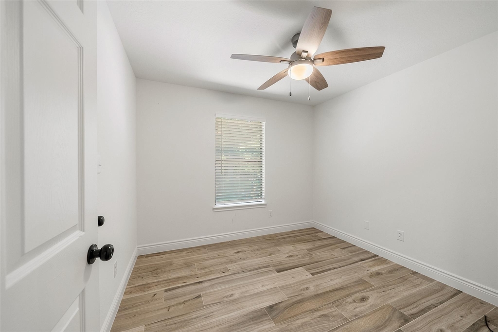 4884 Holly Lane W - Photo 14