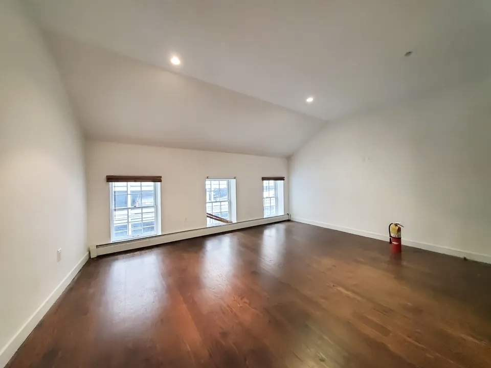 South William Street - Photo 2