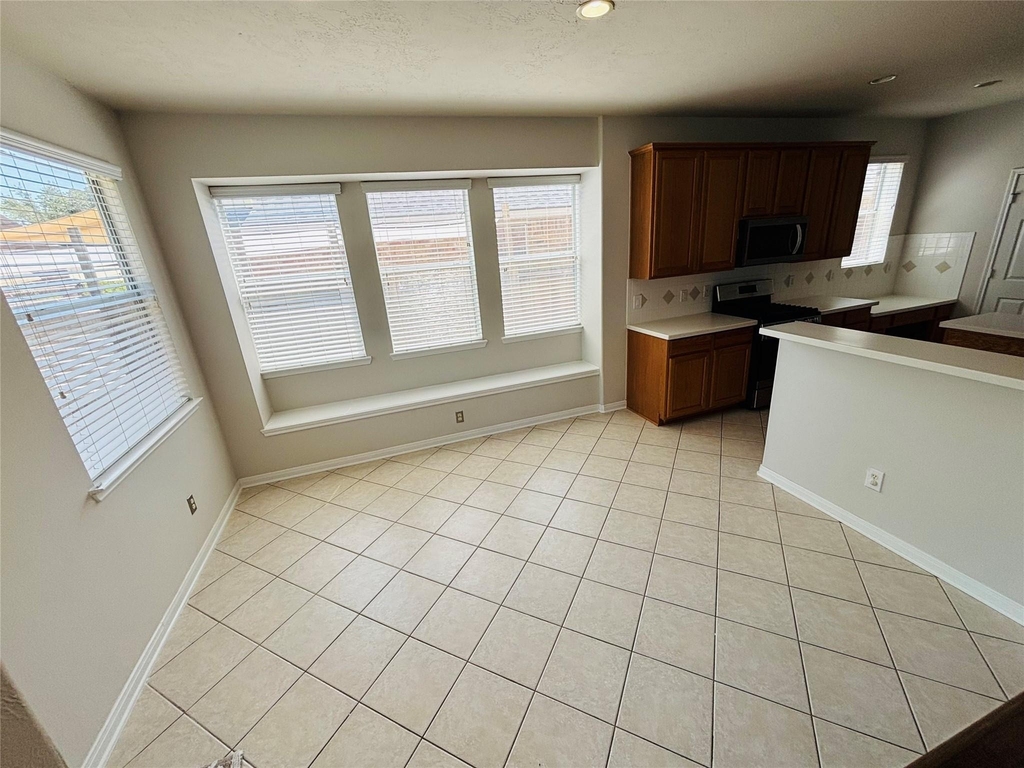18002 Secret Branch Lane - Photo 8