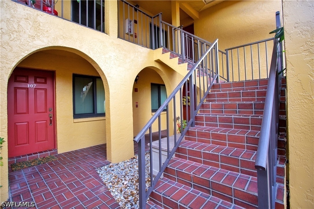 9871 Citadel Lane - Photo 6