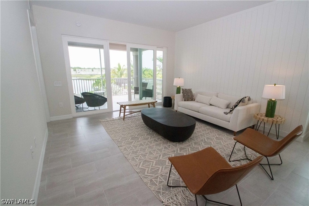 163 Indies Drive E - Photo 10