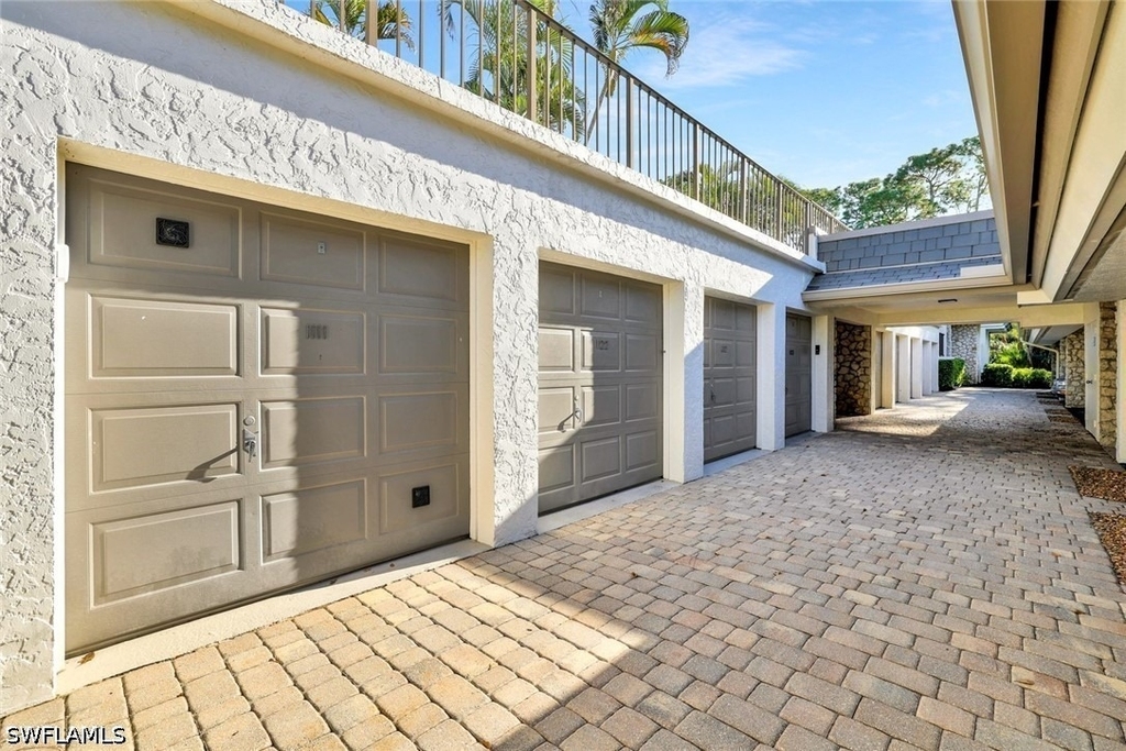 1111 Wildwood Lane - Photo 16