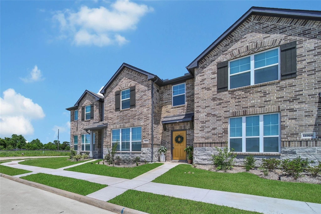 11918 Outer Bark Drive - Photo 1