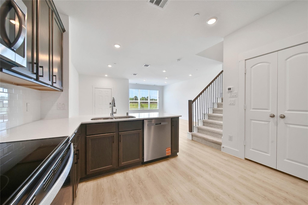 11918 Outer Bark Drive - Photo 8