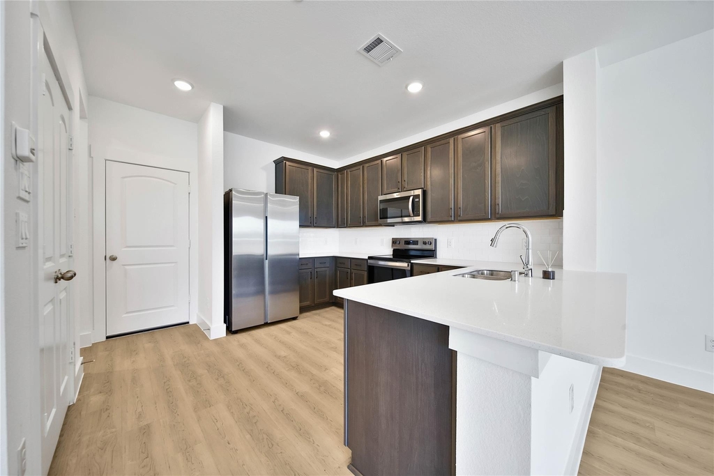 11918 Outer Bark Drive - Photo 7