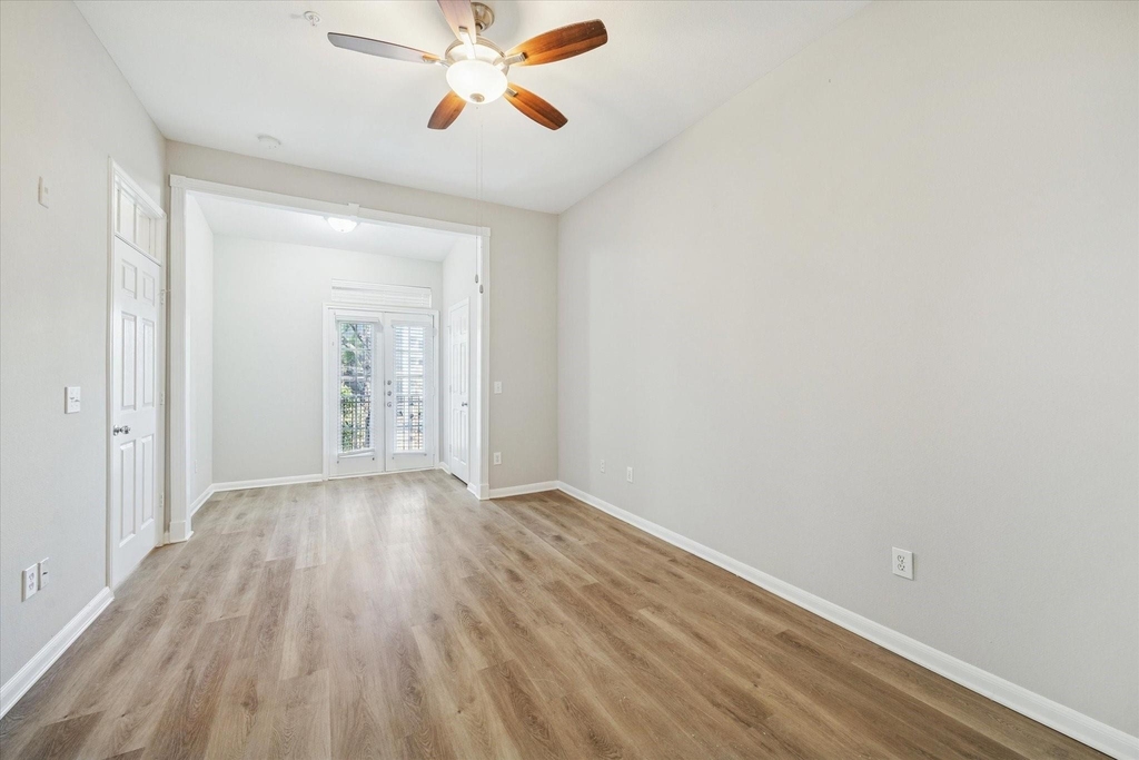 5353 Memorial Drive - Photo 3