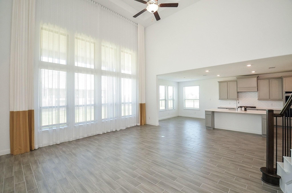 6502 Wild Hollow Court - Photo 8
