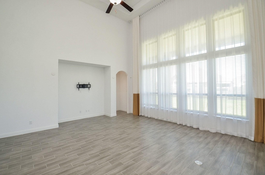 6502 Wild Hollow Court - Photo 2