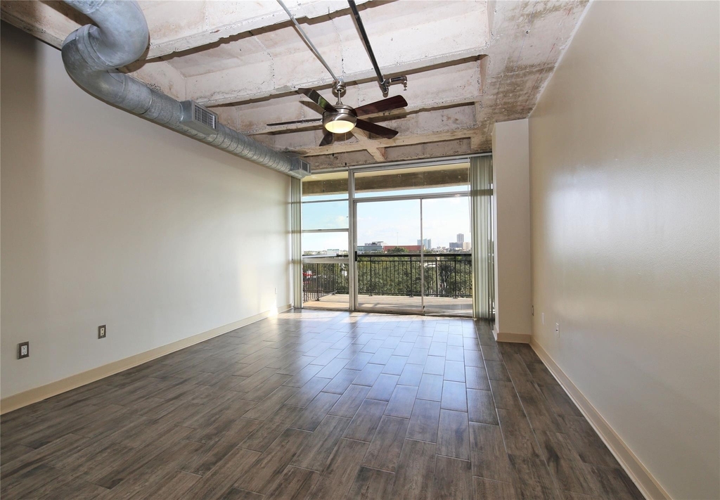 230 W Alabama - Photo 6