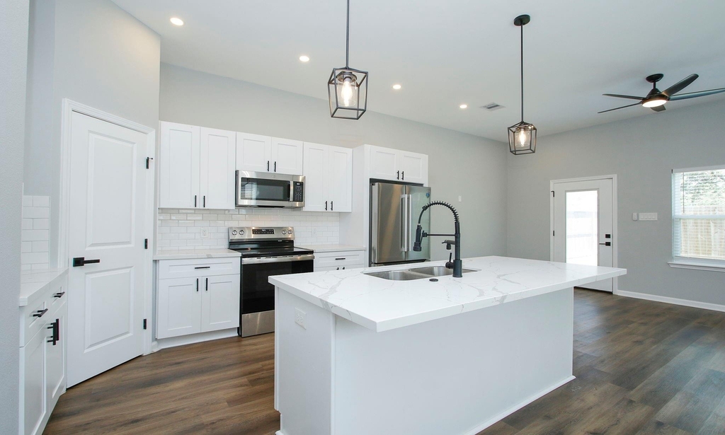 4337 Faulkner Street - Photo 4