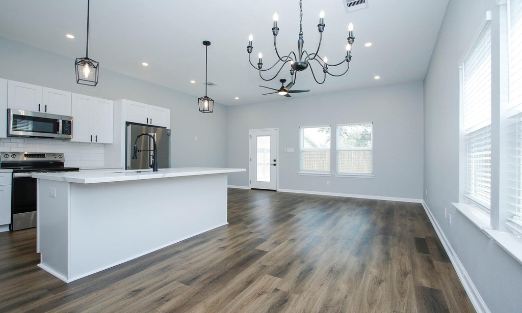 4337 Faulkner Street - Photo 4