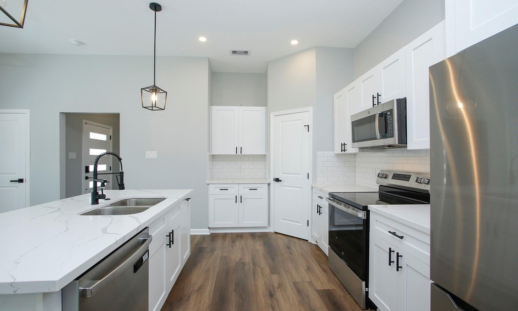4337 Faulkner Street - Photo 6
