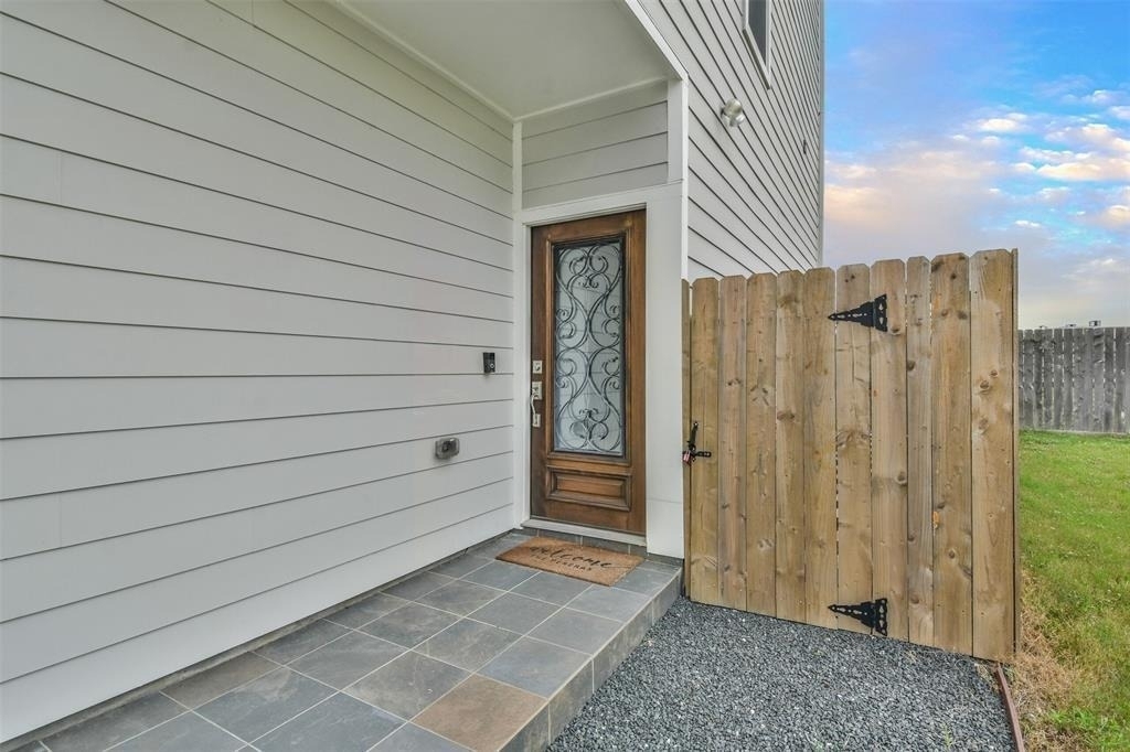 1815 Napa Creek Lane - Photo 3