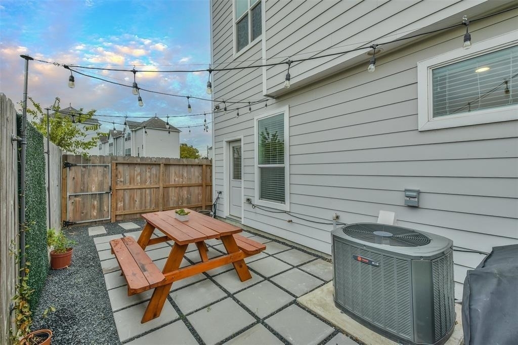 1815 Napa Creek Lane - Photo 1