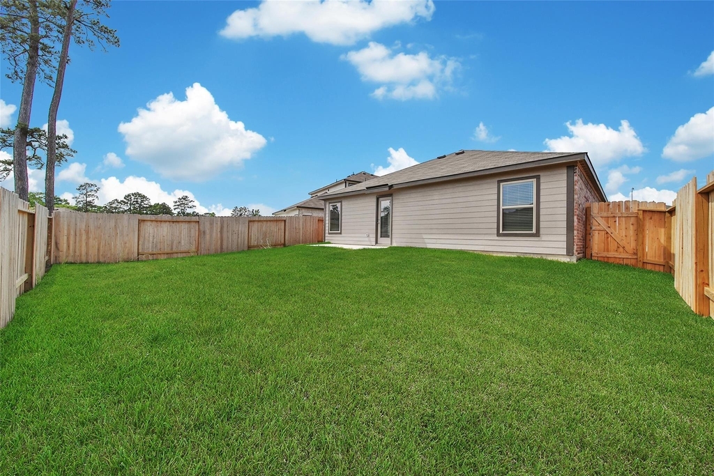 8007 Camphor Court - Photo 19