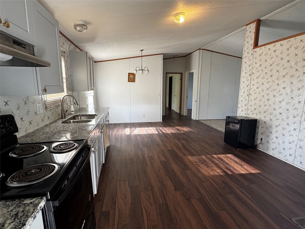 15930 Boss Gaston Road - Photo 2