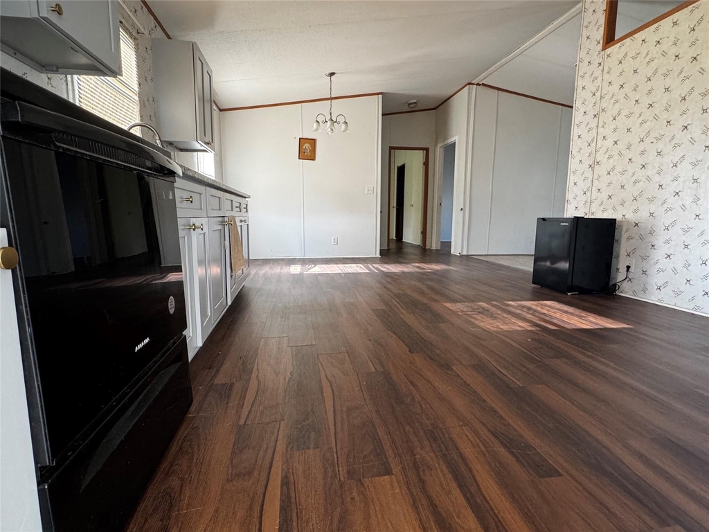 15930 Boss Gaston Road - Photo 3
