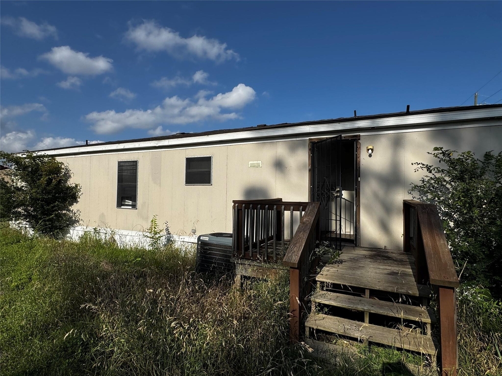 15930 Boss Gaston Road - Photo 0