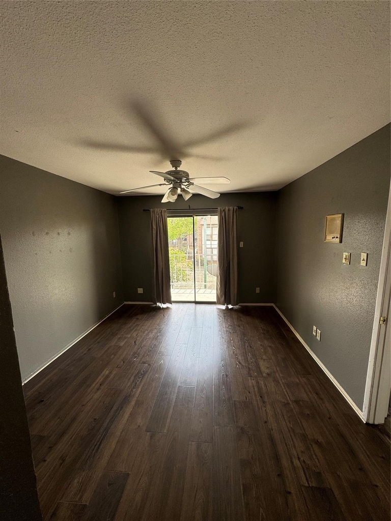6633 W Airport Boulevard - Photo 8