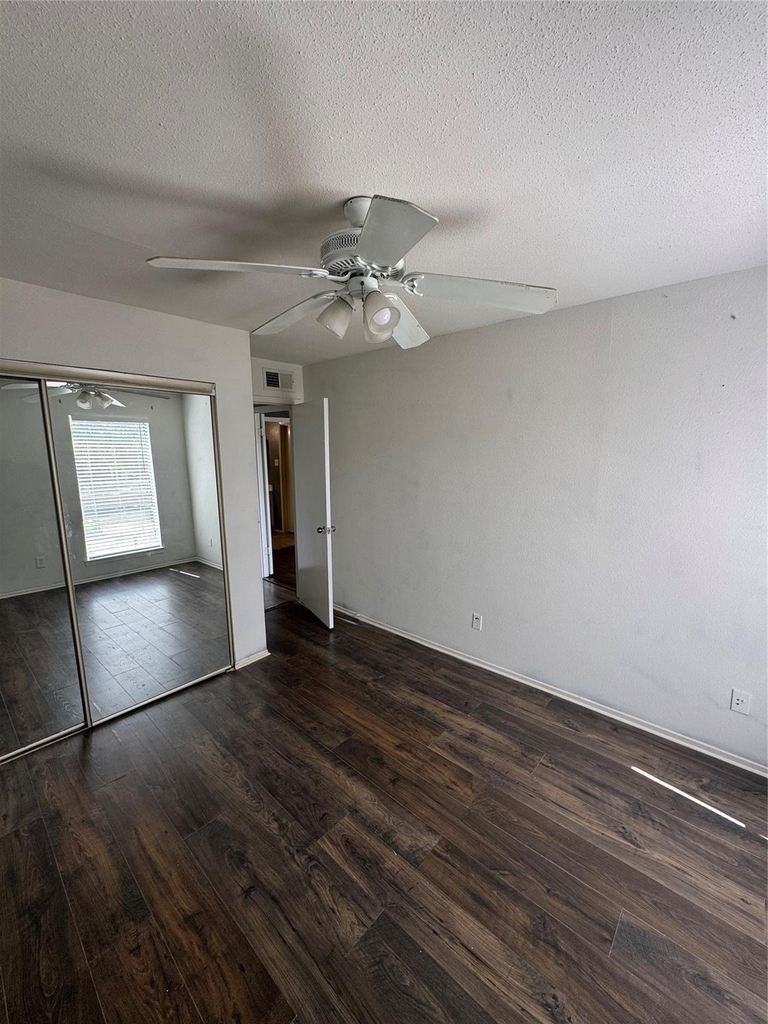 6633 W Airport Boulevard - Photo 7
