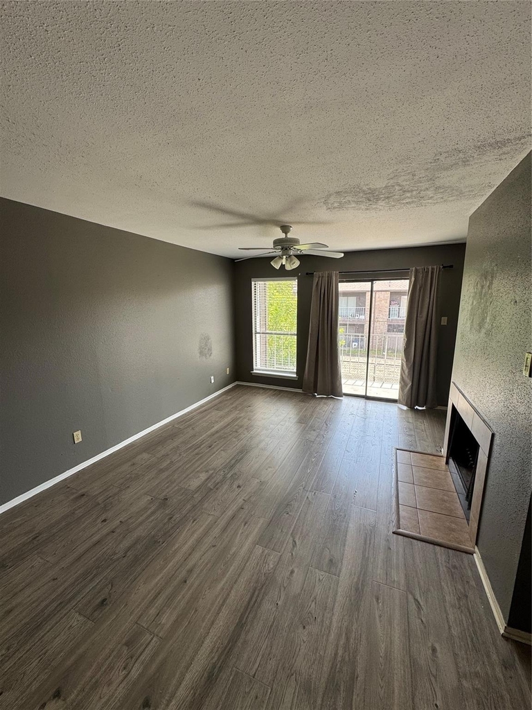 6633 W Airport Boulevard - Photo 2