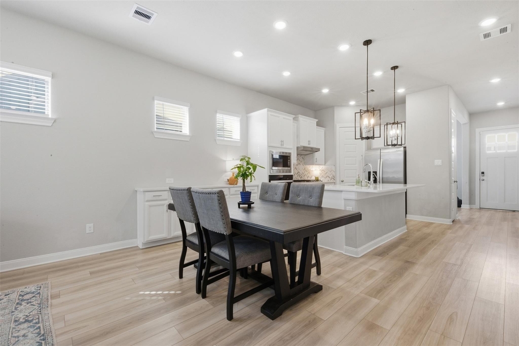 2406 Driftwood Trail - Photo 9