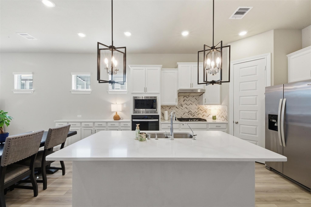 2406 Driftwood Trail - Photo 7