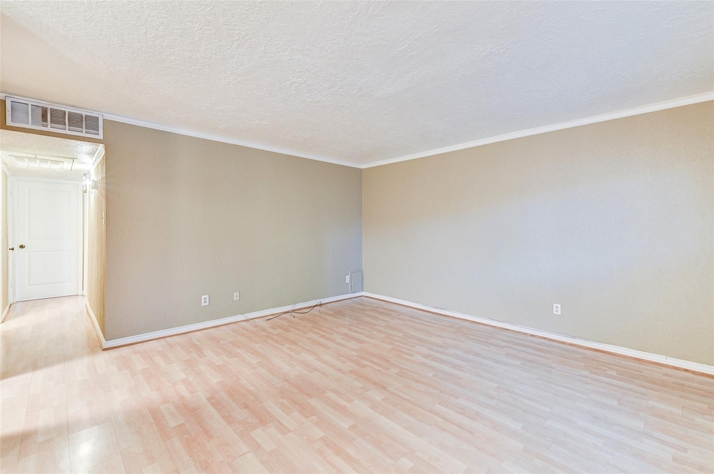 3224 Timmons Lane - Photo 4