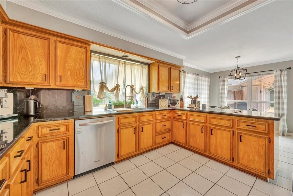15402 Willow Shores Drive - Photo 24