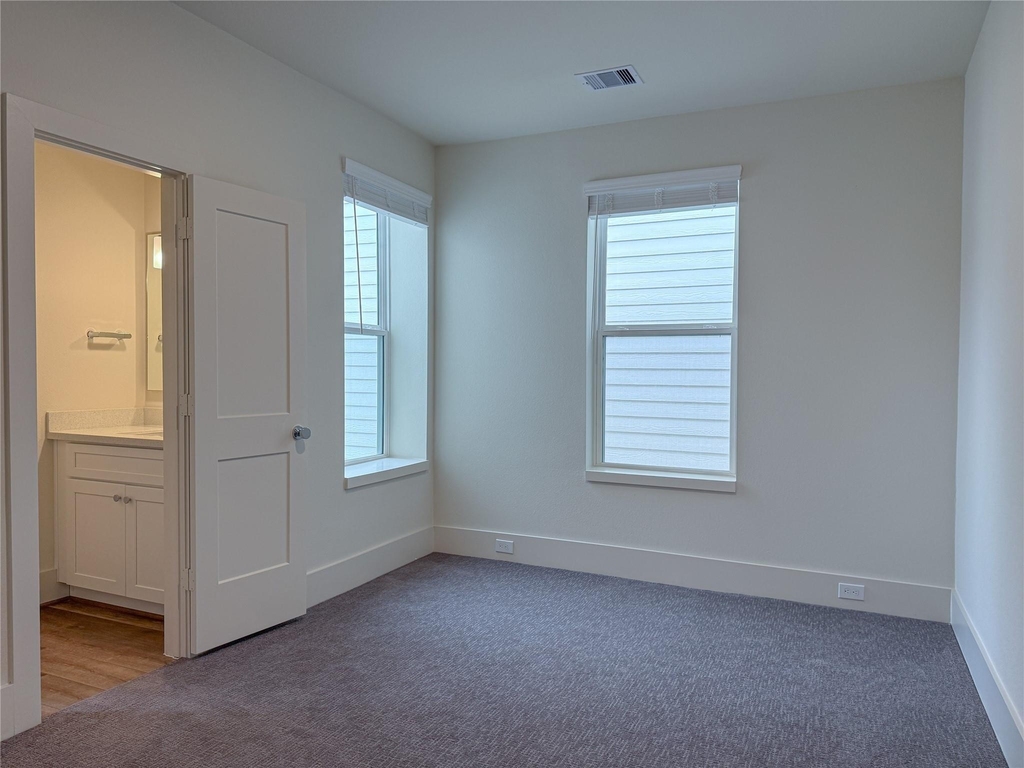 881 Rachel Street - Photo 18