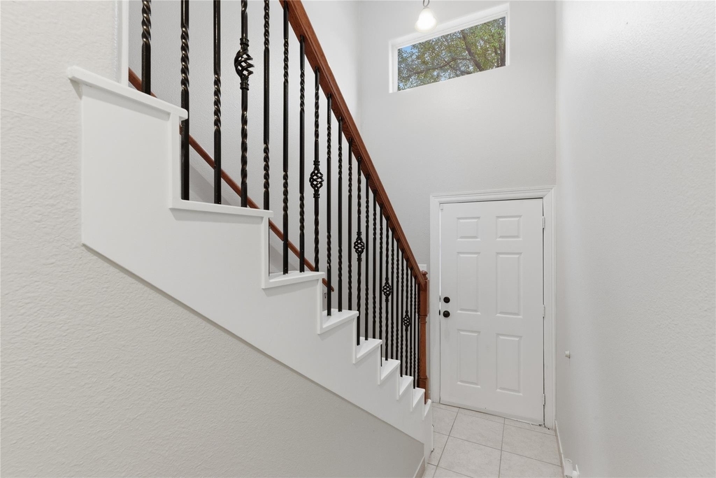 408 Eichwurzel Lane - Photo 7