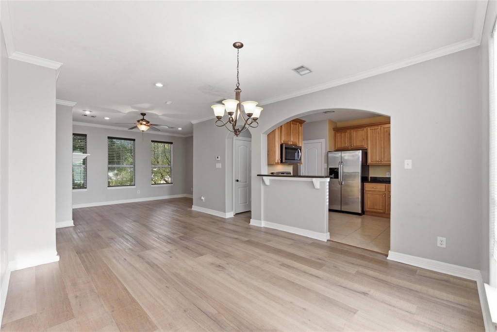 408 Eichwurzel Lane - Photo 9