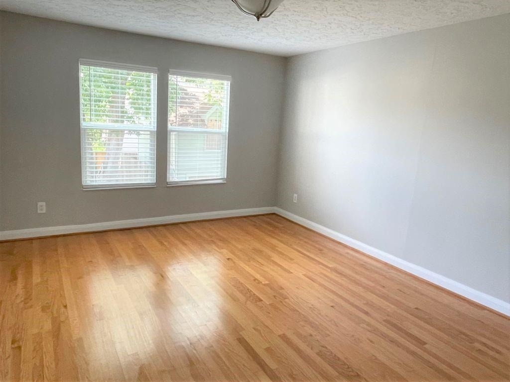 3605 Plumb Street - Photo 20