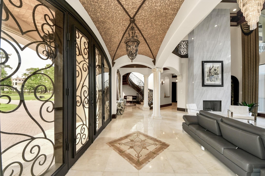 11103 Memorial Drive - Photo 3