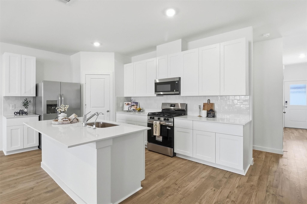3538 Adelie Lane - Photo 4